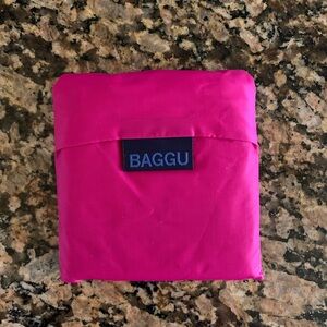 BAGGU Magenta Standard